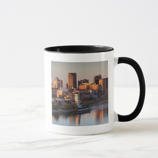 USA, Minnesota, Minneapolis, St Paul 3 Mugg (Höger)