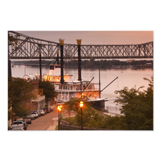 USA, Mississippi, Natchez. Natchez Under the Fototryck (Framsidan)