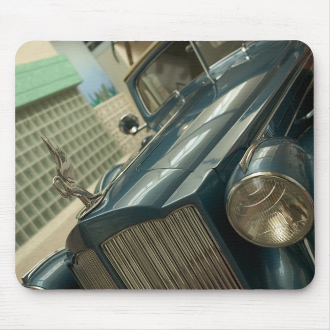 USA, Nevada_Reno: National Automobile Museum Musmatta (Framsidan)