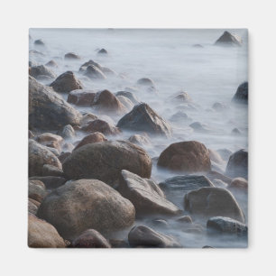 USA, New York, East Hampton. Havsvågor vid Magnet