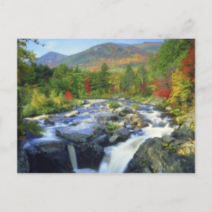 USA, New York. En vattenfall i Adirondack Vykort