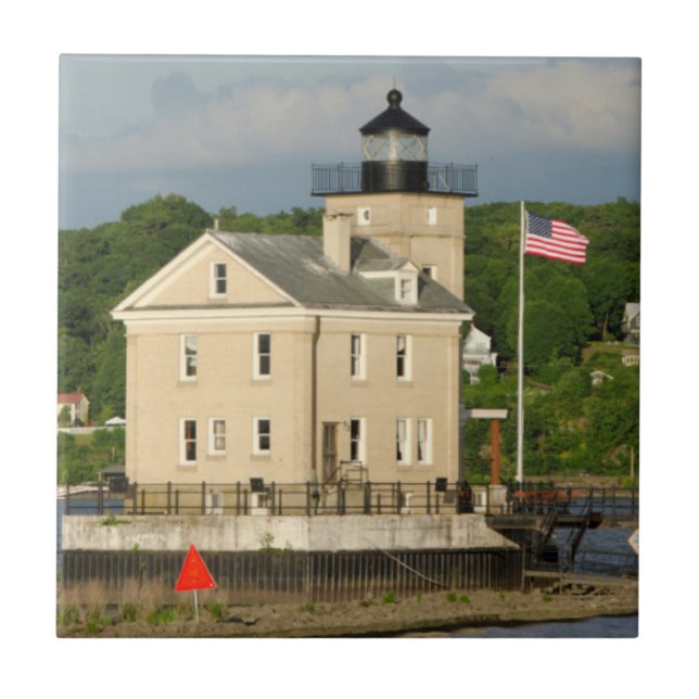 USA, New York, Kingston, Hudsonfloden. Rondout Kakelplatta (Framsidan)