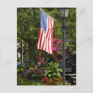 USA, New York, Lewiston. Amerikansk flagga fäst Vykort