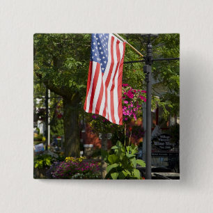 USA, New York, Lewiston. Amerikansk flagga tillagd Knapp