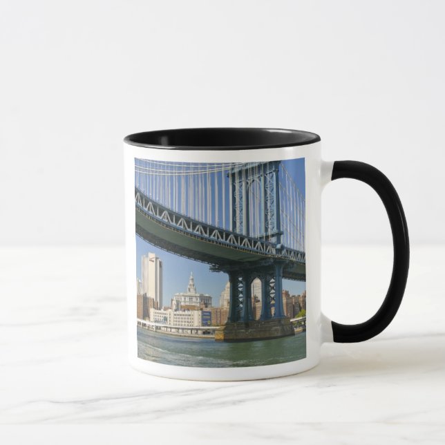 USA, New York, New York City. Manhattan Bridge Mugg (Höger)