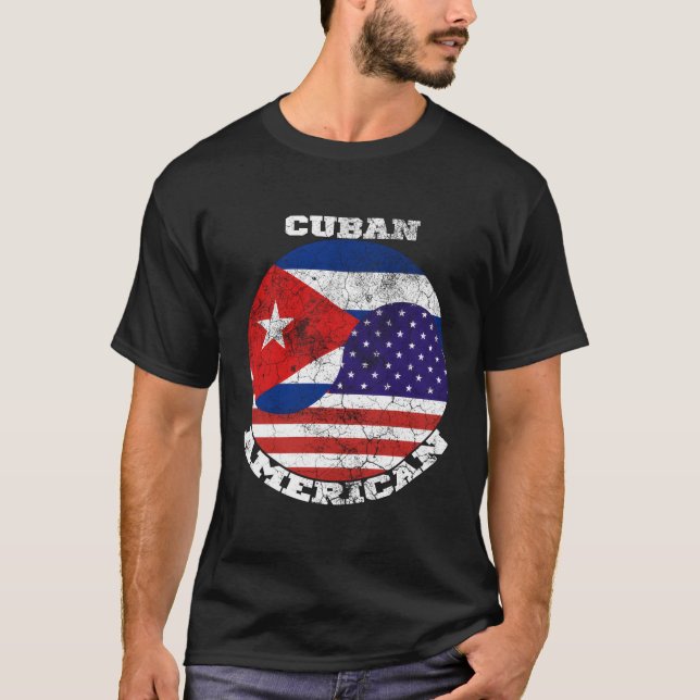 USA och Kuba Flagga, halv kubansk halv amerikan T Shirt (Framsida)