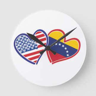 USA och Venezuelas flagga hjärtan Rund Klocka