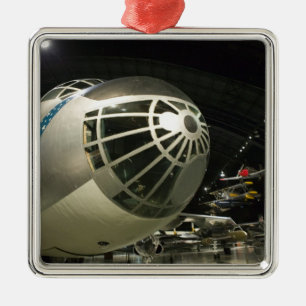 USA, Ohio, Dayton: US Air Force Museum och Julgransprydnad Metall
