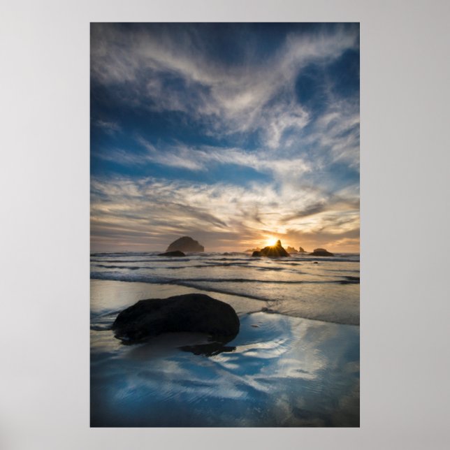 USA, Oregon, Bandon Beach. Face Rock Poster (Framsidan)