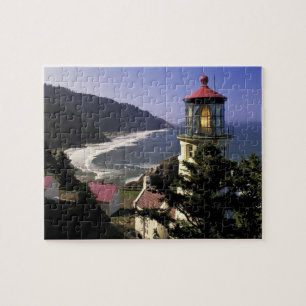 USA, Oregon, Florence. Heceta Head fyr Pussel