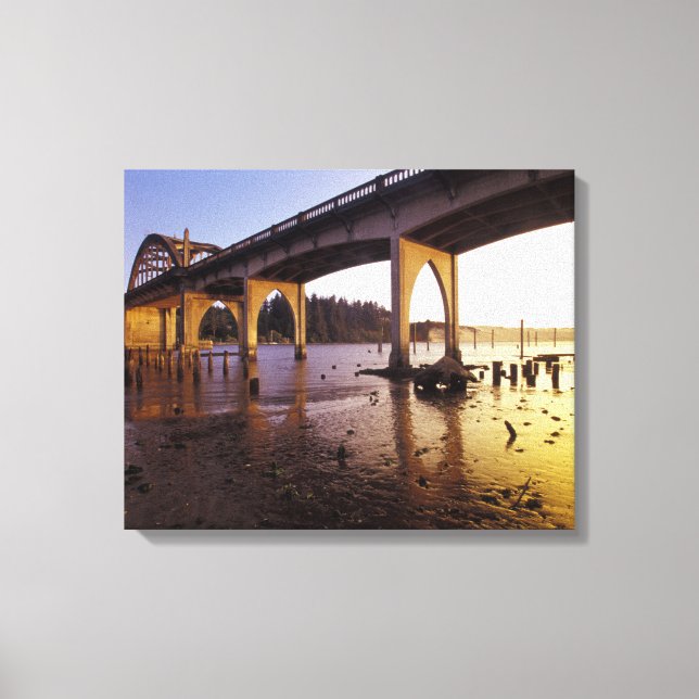 USA, Oregon, Florence. Siuslaw Bridge och Canvastryck (Framsida)