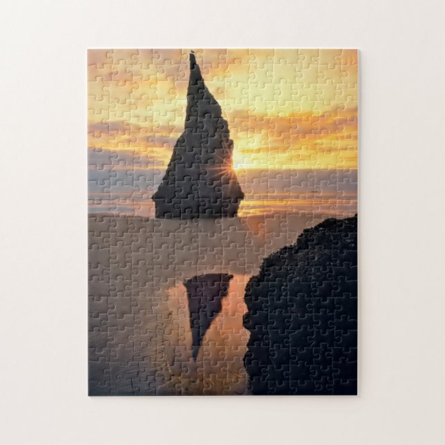 USA, Oregon. Klippa vid solnedgång Pussel (Vertikal)