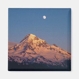 USA, Oregon, Mt Hood. Solnedgång skapar alpenglow Magnet