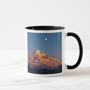 USA, Oregon, Mt Hood. Solnedgång skapar alpenglow Mugg