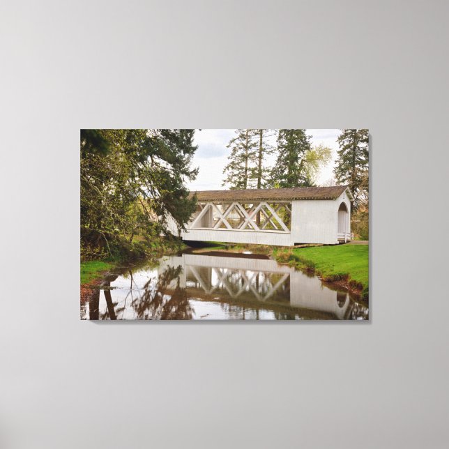 USA, Oregon, Scio, Hannah Bridge Canvastryck (Framsida)