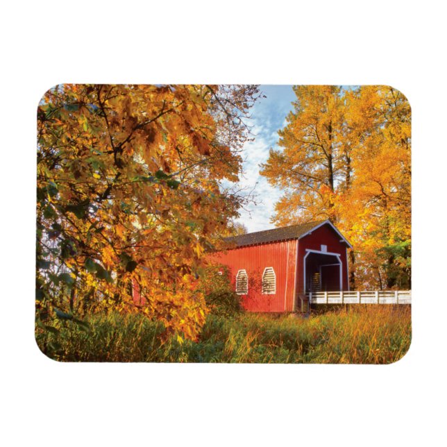 USA, Oregon. Shimanek Covered Bridge på morgonen Magnet (Horisontell)