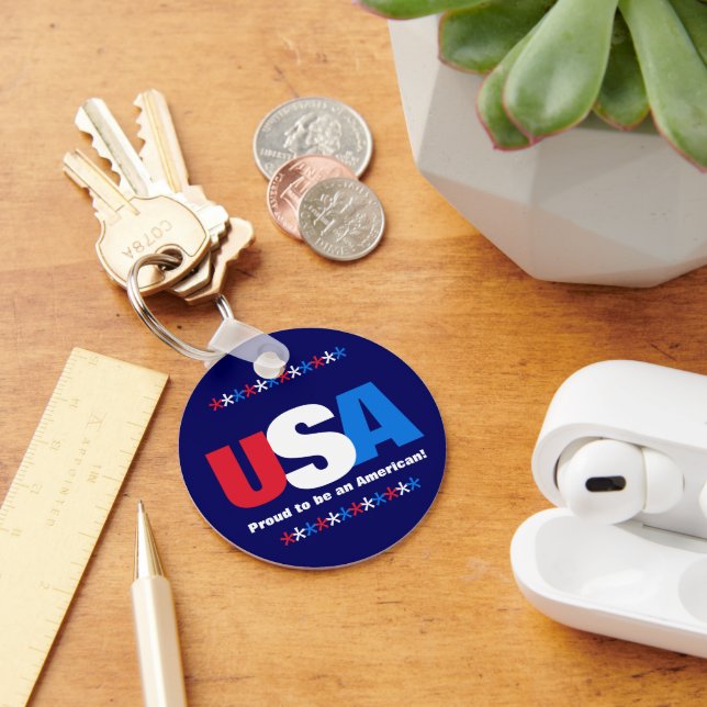 USA Röd Vit Blå Stolt över att vara Amerikan Nyckelring (Skrivbord)