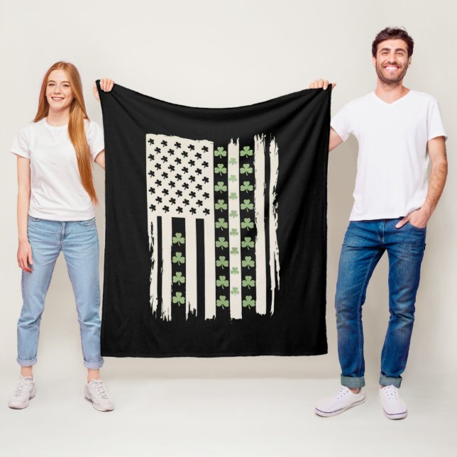 USA:s flagga med shamrocks för St Patricks  Fleecefilt (På plats)