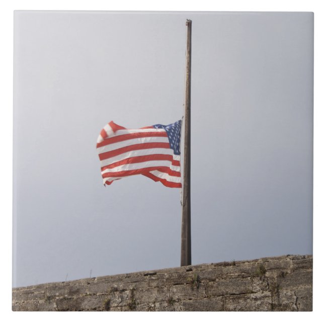 USA:s flagga på halv stång (USA) Kakelplatta (Framsidan)