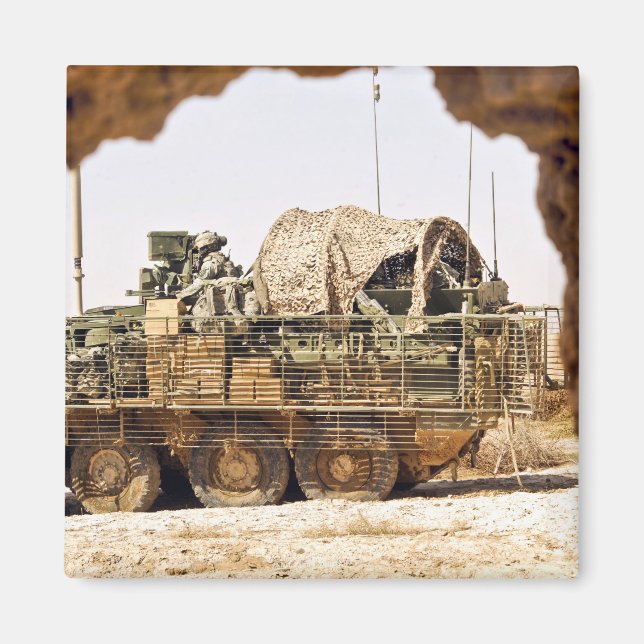 USA:s soldater bedriver stridspatruller i Afghanis Magnet (Framsidan)