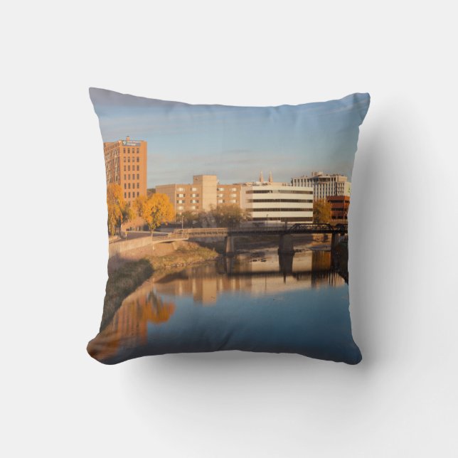 USA, South Dakota, Sioux Falls, City Skyline Kudde (Framsida)