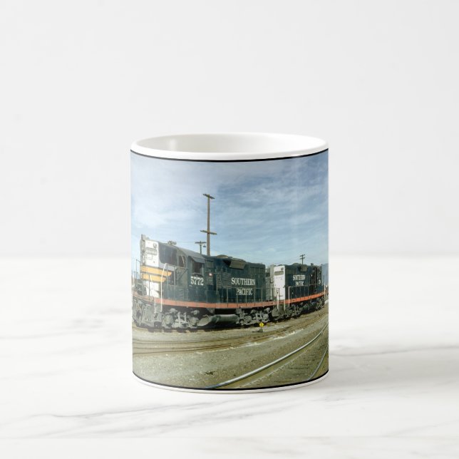 USA sydliga Stillahavs- EMD_Trains av världen Kaffemugg (Center)