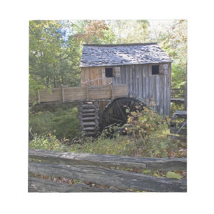 USA - Tennessee. Kabelbruk i Cades Cove-området Anteckningsblock