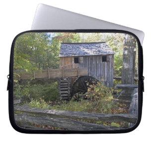 USA - Tennessee. Kabelkvarn i Cades Cove-området Laptop Fodral