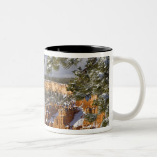 USA, Utah, Bryce Canyon National Park. Soluppgång Två-Tonad Mugg