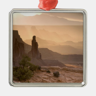 USA; Utah; Canyonlands National Park. Utsikt över Julgransprydnad Metall