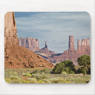 USA, Utah, Monument Valley Navajo Tribal Park. Musmatta