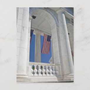 USA, VA, Arlington. Amerikanska flaggor är hissade Vykort