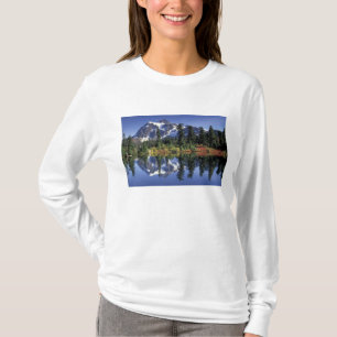 USA, WA, Heather Meadows RA. Mount Shuksan vid T-shirt