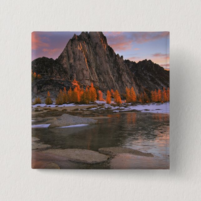 USA, Washington, Kaskadbergen.  Prusik Peak Knapp (Framsida)
