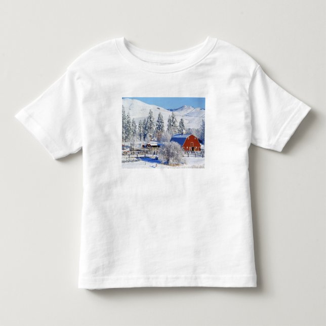 USA, Washington, Methow Valley, Ladugårdar i T Shirt (Framsida)