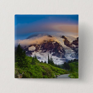 USA, Washington, Mt. Rainier. Morgonsol Knapp