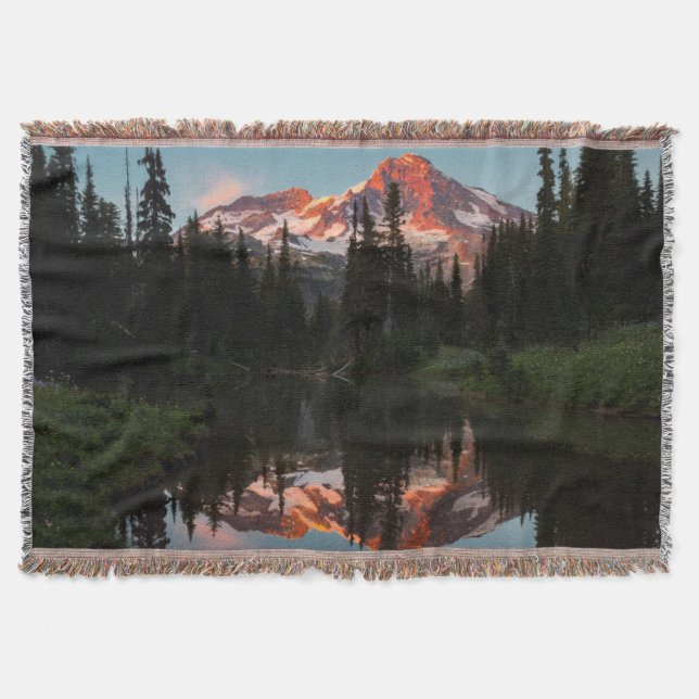 USA, Washington State. Mt. Rainier speglad Mysfilt (Framsidan)