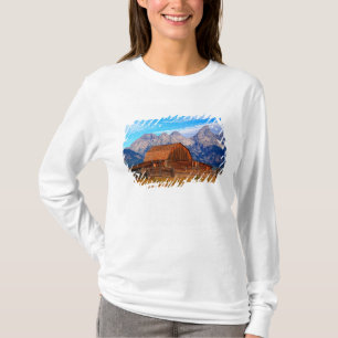 USA, Wyoming, Grand Teton National Park. Tee Shirt