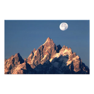 USA, Wyoming, Grand Teton NP. Fullmåne går ned Fototryck