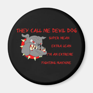 USMC De kallar mig Djävulen Hund Magnet