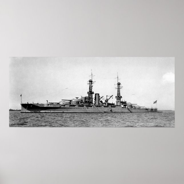USS Arizona Battleship - Circa 1930 Poster (Framsidan)