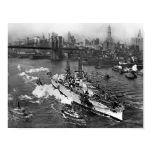 USS Arizona vid floden Öster - NYC - 1916
