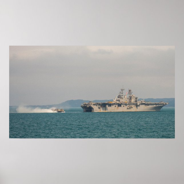 USS Bonhomme Richard (LHD 6) Poster (Framsidan)