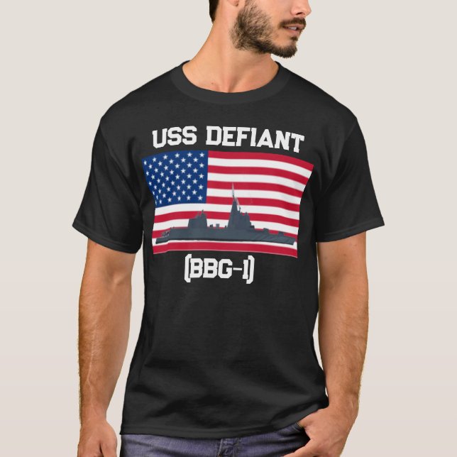 USS Defiant (BBG-1) T Shirt (Framsida)