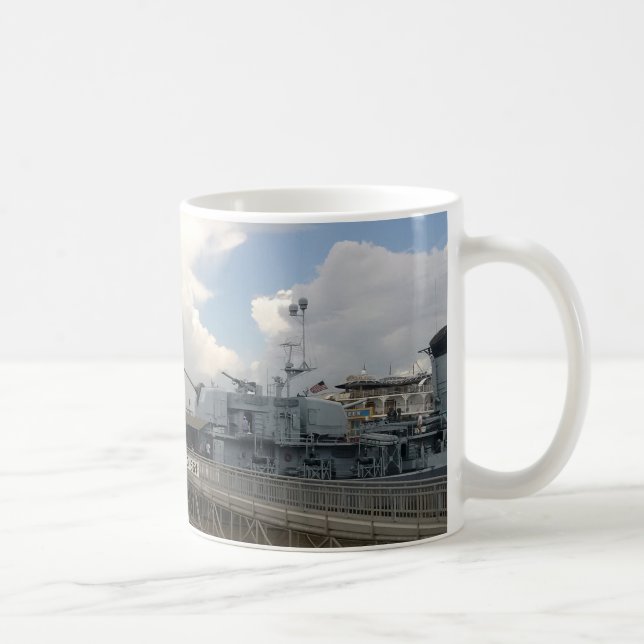 USS KIDD Mugg (Höger)