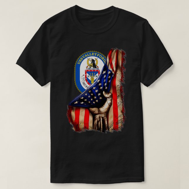 USS Valley Forge CG50 American Flagga T Shirt (Design framsida)