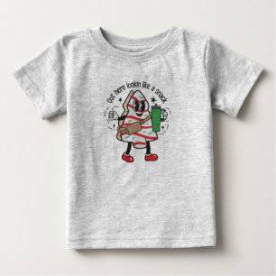 Ut här ser ut som en julgranskaka till mellanmål  t shirt