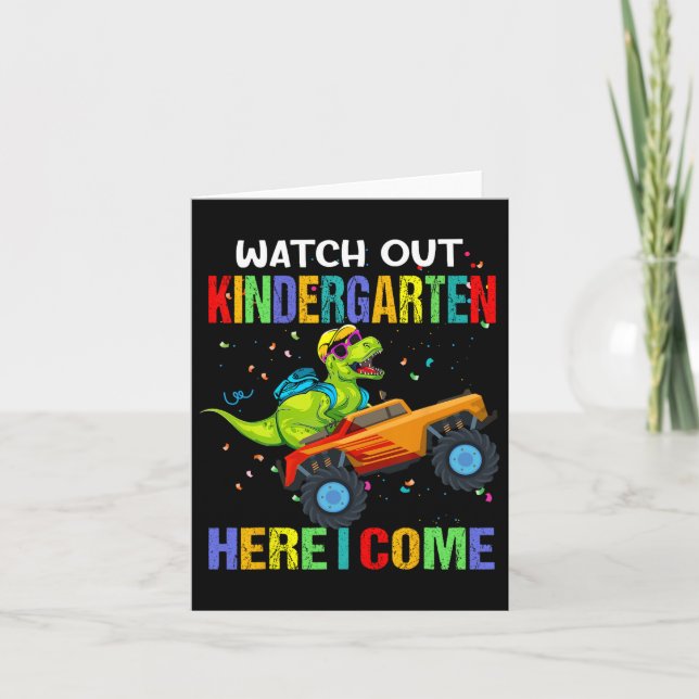 Ut ur Kindergarten här i Kom första Dinosaur-dagen Kort (Framsida)