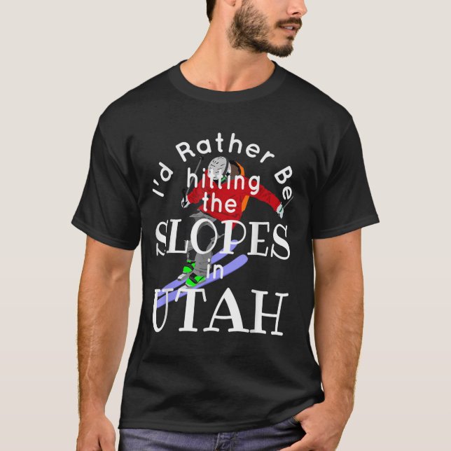 Utah-ID:t är att vänta på Slopes Funny Skiing T Shirt (Framsida)