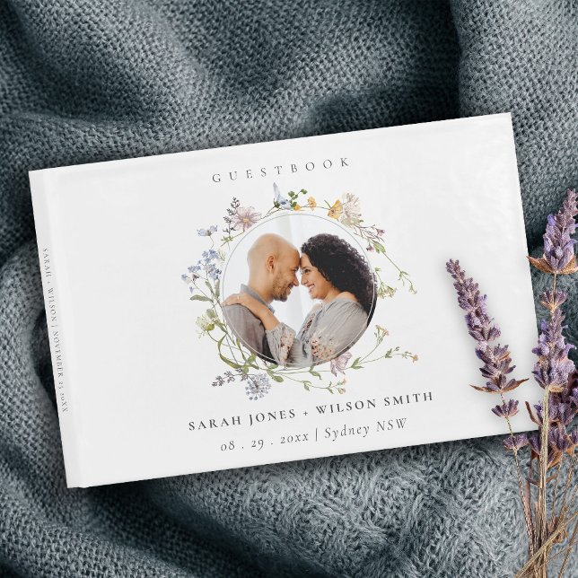 Utandning av Cute Rustic Meadow Blommigt Foto Bröl Gästböcker (Skapare uppladdad)